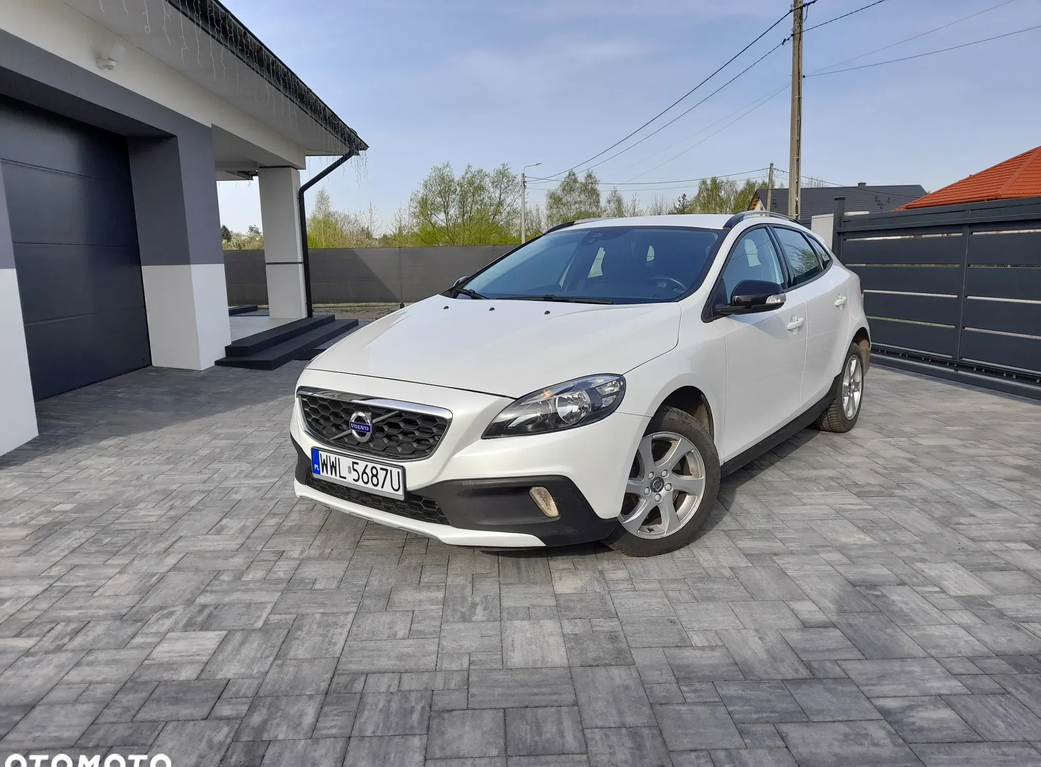 volvo v40 mazowieckie Volvo V40 cena 44900 przebieg: 158000, rok produkcji 2015 z Wołomin